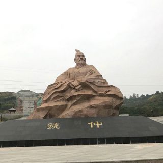 砂巖雕塑制作后期需要注意的養(yǎng)護方法