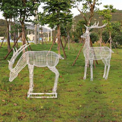 鐵藝網(wǎng)格鏤空鹿，梅花鹿抽象雕塑