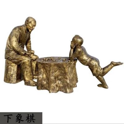 玻璃鋼仿銅戶(hù)外園林景觀下象棋的人物雕塑