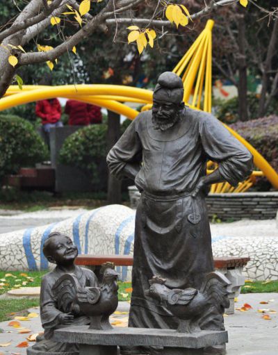 古代人物銅雕斗雞雕塑