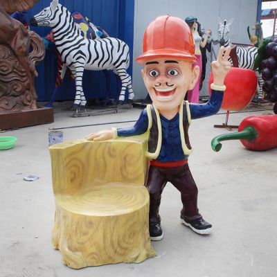 動(dòng)畫(huà)人物景觀(guān)玻璃鋼彩繪光頭強(qiáng)雕塑