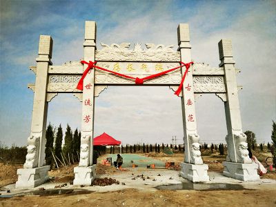 景觀裝飾簡(jiǎn)易新款三門(mén)石柱樓牌坊