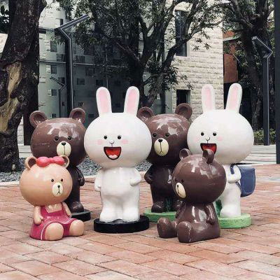 公園玻璃鋼創(chuàng)意戶外卡通動物擺件，可妮兔和維尼熊雕塑