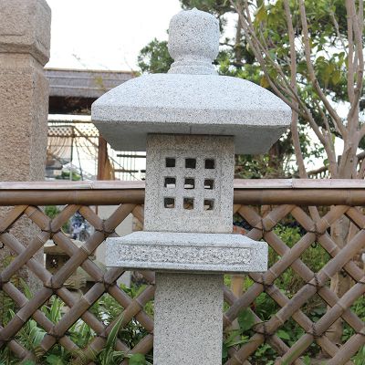 石仿古青石中式別墅酒店戶外太陽(yáng)能石頭燈