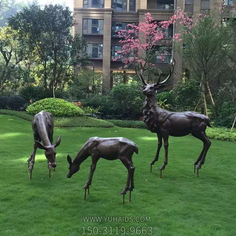 不銹鋼仿銅戶(hù)外景區(qū)梅花鹿雕塑