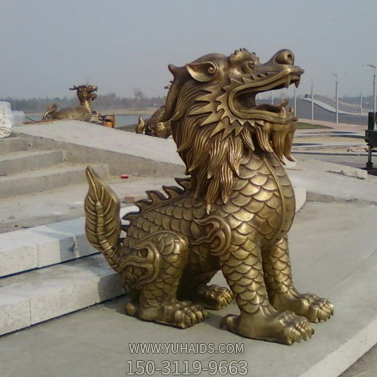 戶(hù)外廣場(chǎng)不銹鋼噴金烤漆神獸麒麟雕塑