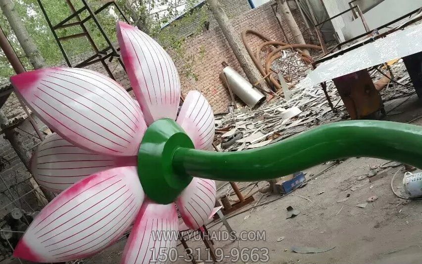 公園廣場(chǎng)彩繪玻璃鋼荷花雕塑 公園廣場(chǎng)彩繪玻璃鋼荷花雕塑