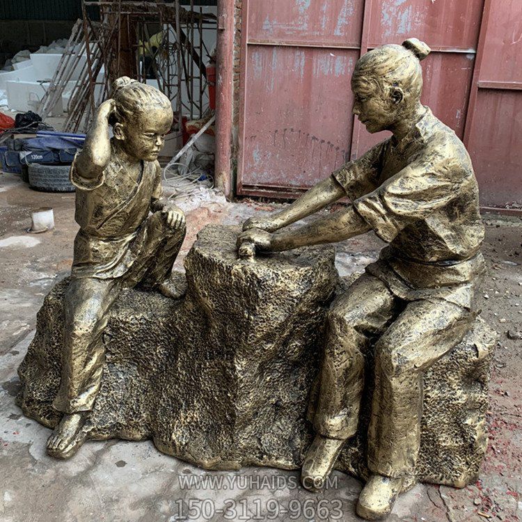 磨刀，玻璃鋼仿銅民俗生活人物場景雕塑