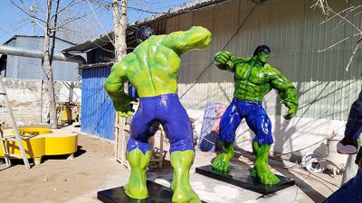 綠巨人玻璃鋼動(dòng)漫人物雕塑