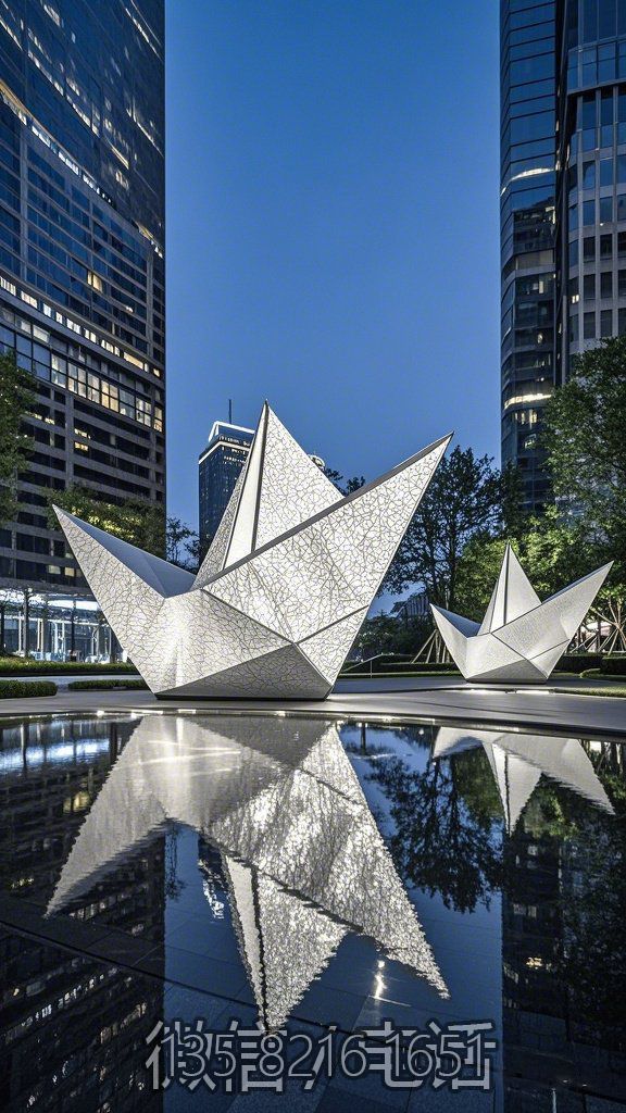 水景裝飾不銹鋼鏤空透光紙船雕塑