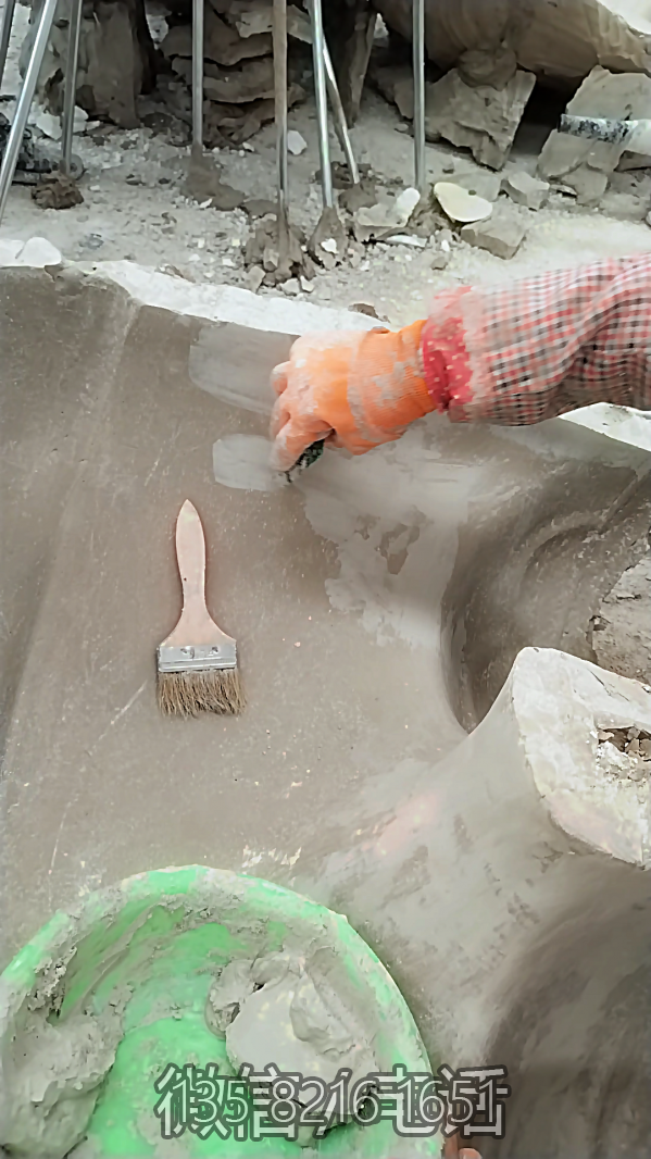 用原子灰精修模具