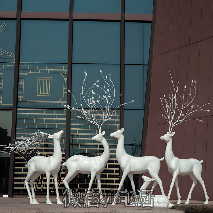 酒店裝飾景觀組合小品動物擺件玻璃鋼創(chuàng)意梅花鹿雕塑