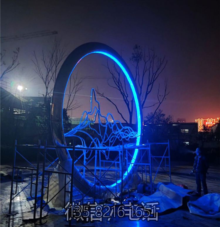 不銹鋼山水圓環(huán)發(fā)光景觀雕塑