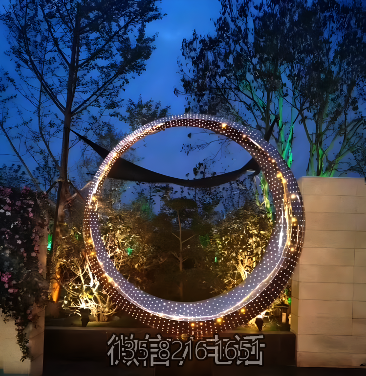 庭院園林鏤空不銹鋼發(fā)光圓環(huán)雕塑
