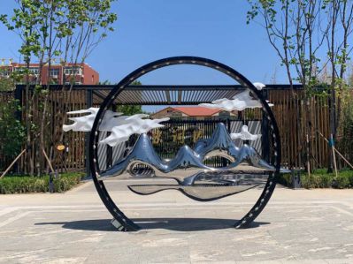 鏡面不銹鋼假山藝術(shù)景觀雕塑