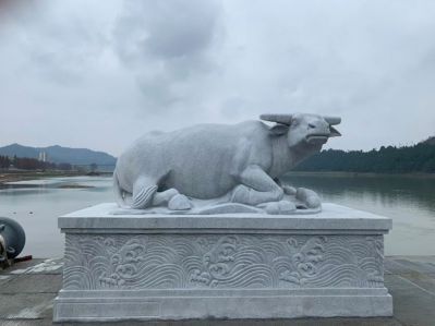 鎮(zhèn)水水?；◢弾r石雕動(dòng)物雕塑