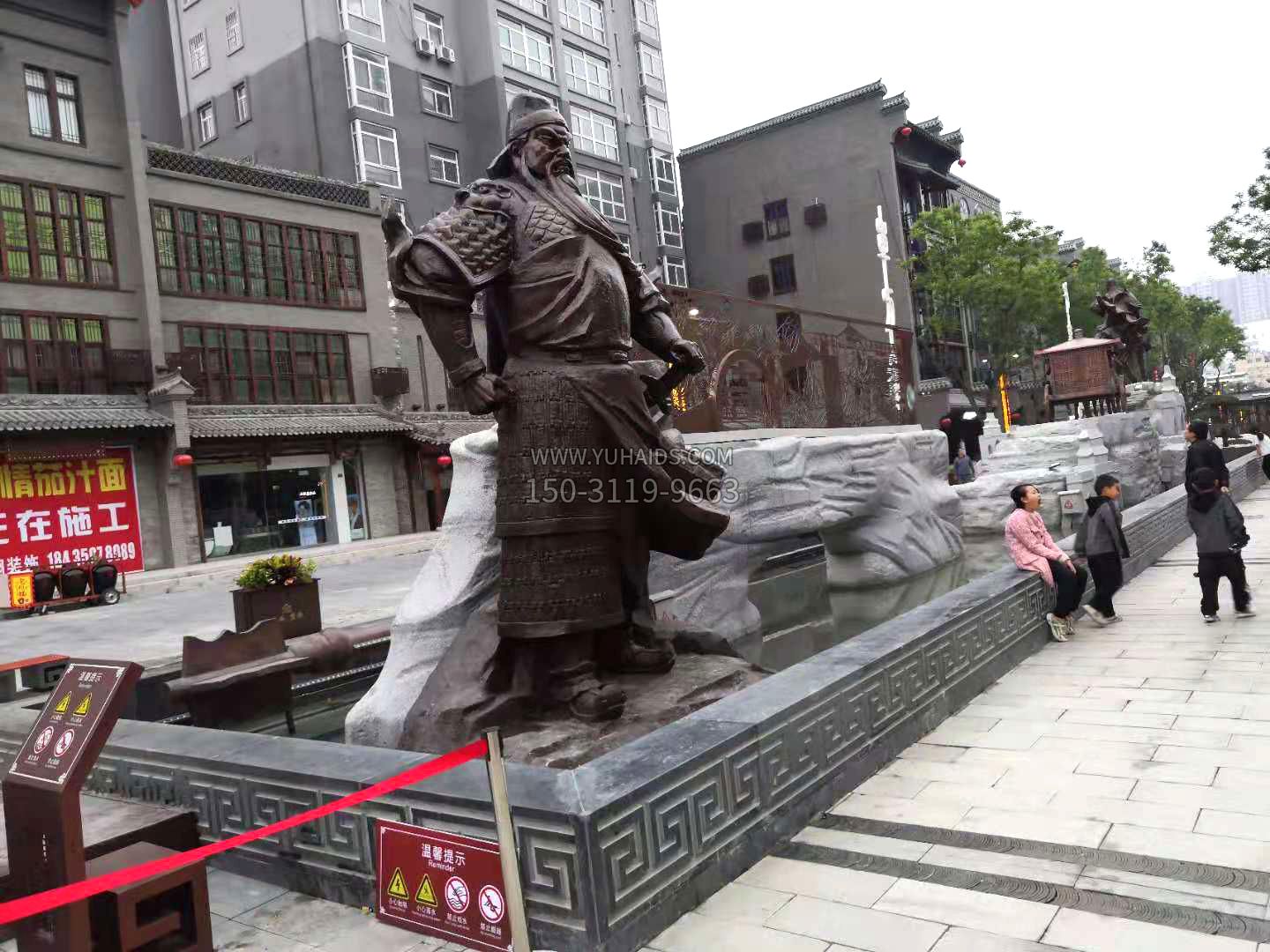 山西運(yùn)城盬街關(guān)公單刀赴會銅雕